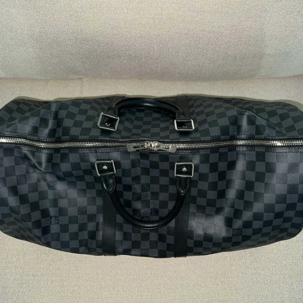 LIKE NEW Louis Vuitton ✩ Keepall Bandoulière 55 in Damier Graphite